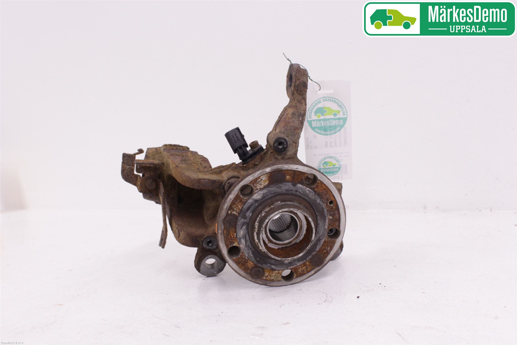 Audi A3/S3 05-13 Styrspindel Lagerhus Vä