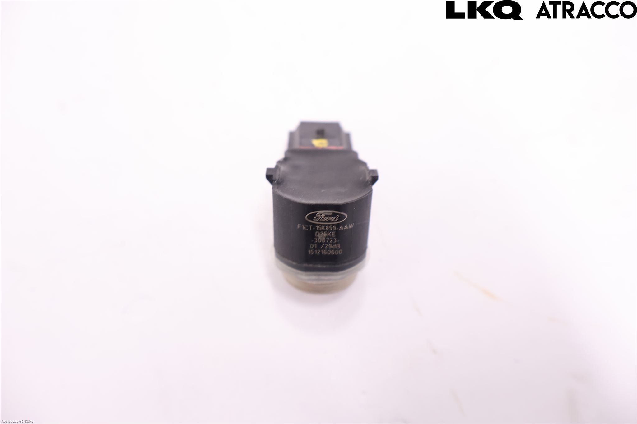Ford KUGA 17-19 Parkeringshjälp Backsensor