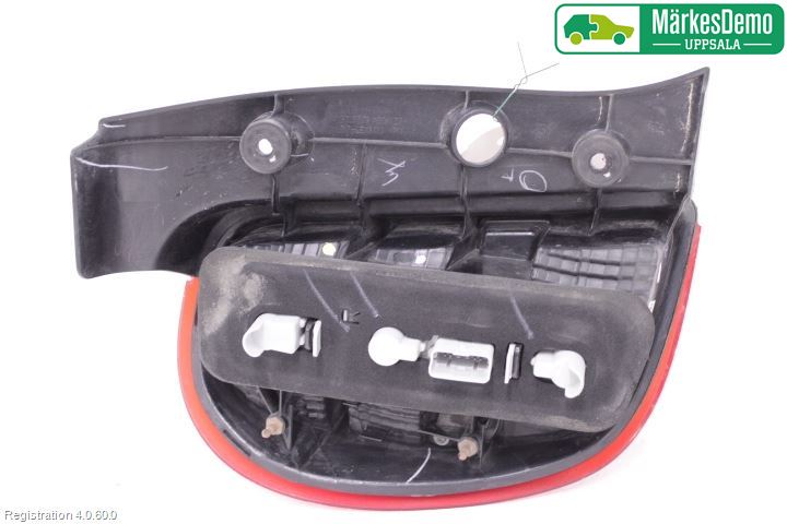 Nissan MICRA 11-16 Bakljus Höger