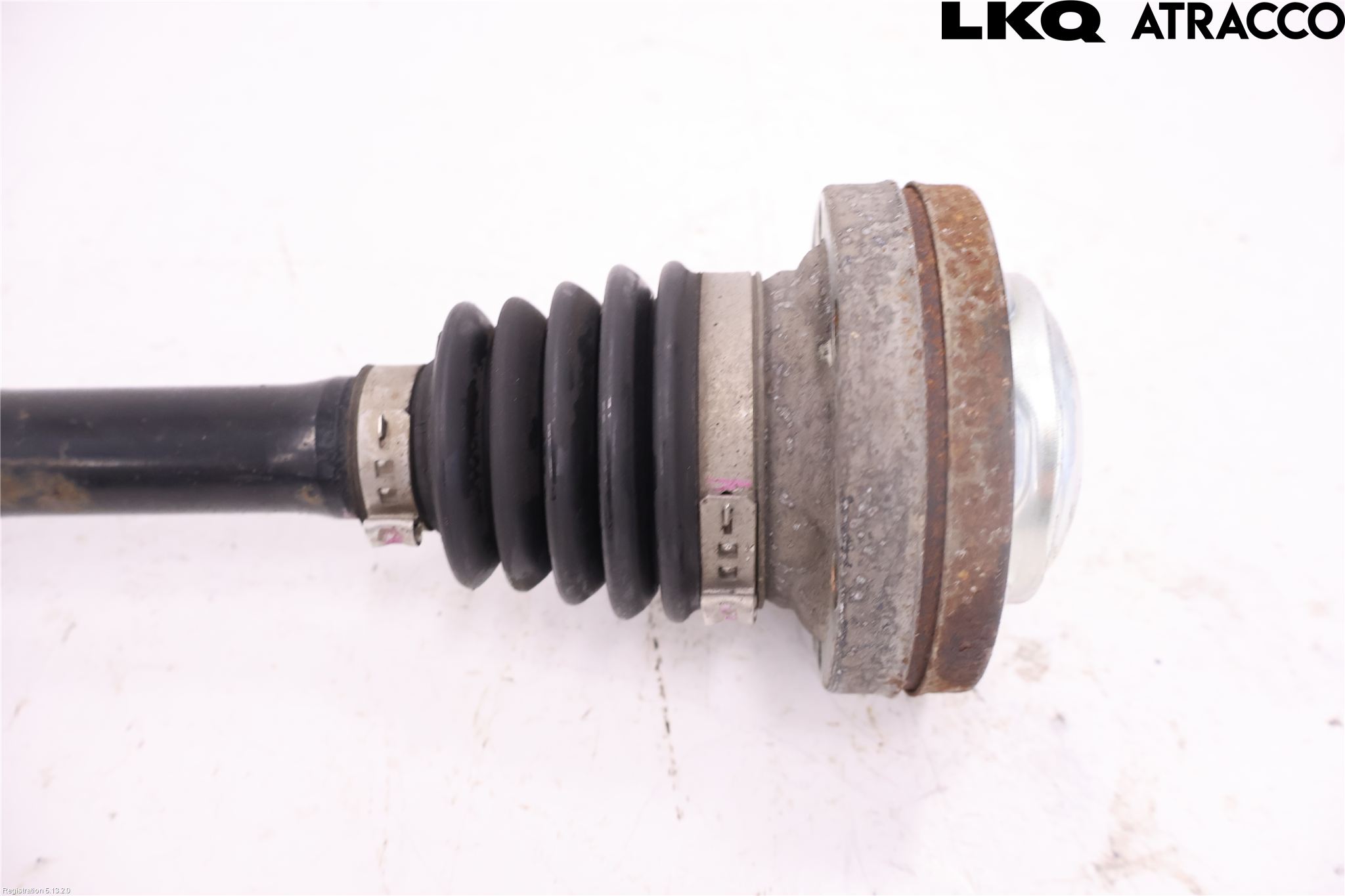 Volkswagen VW TRANSP/CARAVELLE (T6) 16-22 Drivaxel Bak Höger