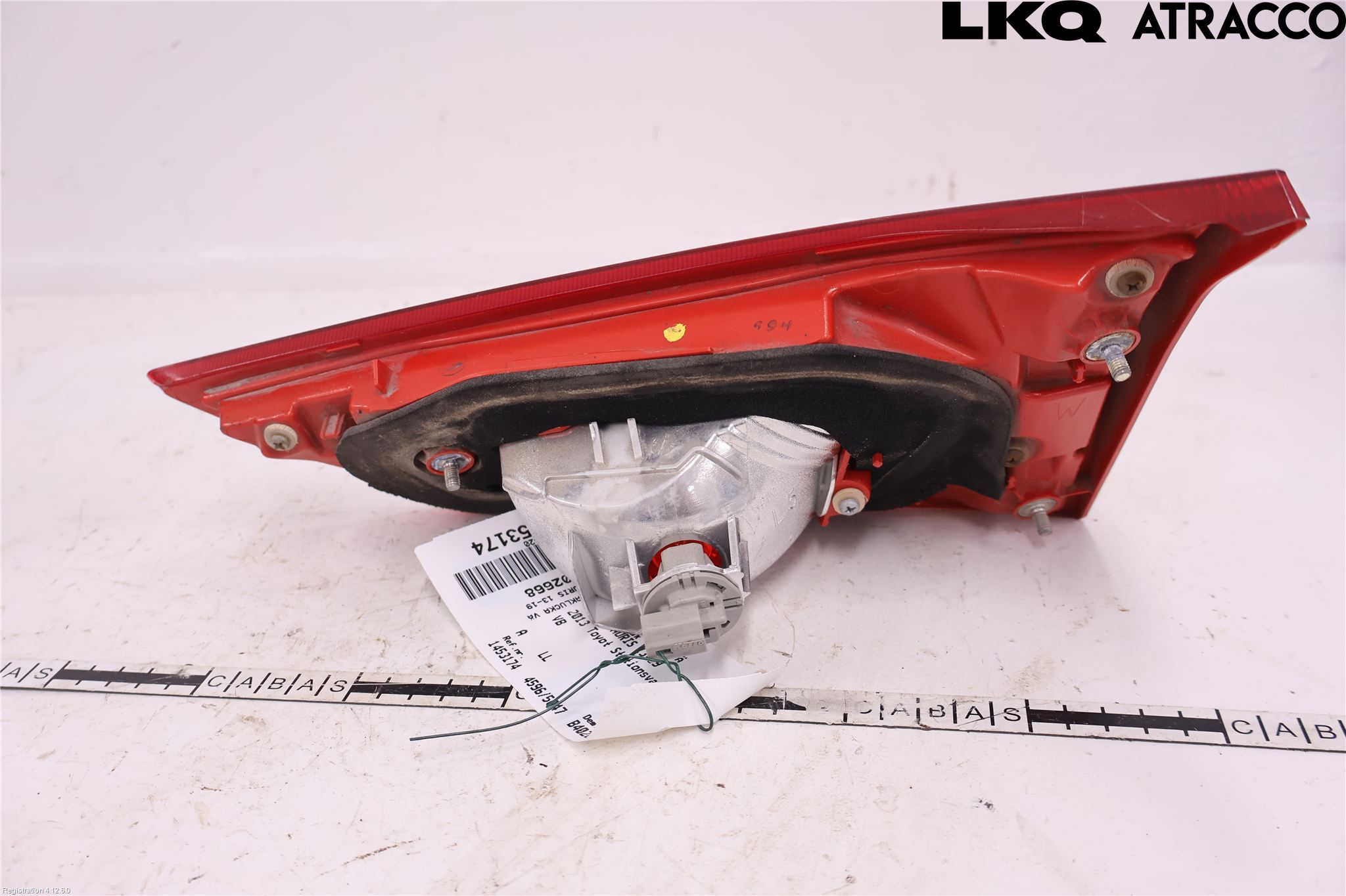 Toyota AURIS 13-19 Bakljus Lucka Vä