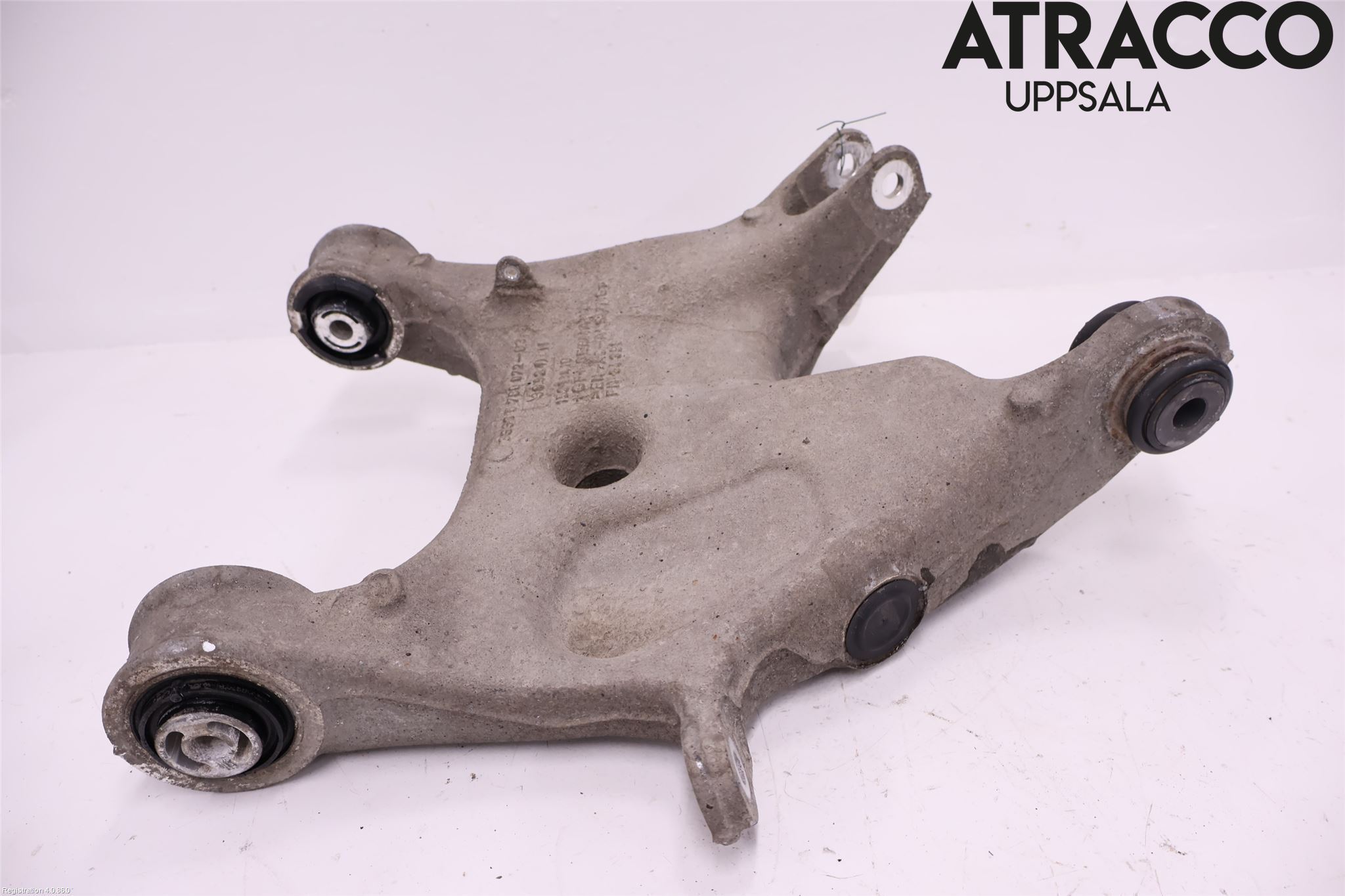 BMW 5 F10/F11/F18 09-17 Bärarm Bak Höger