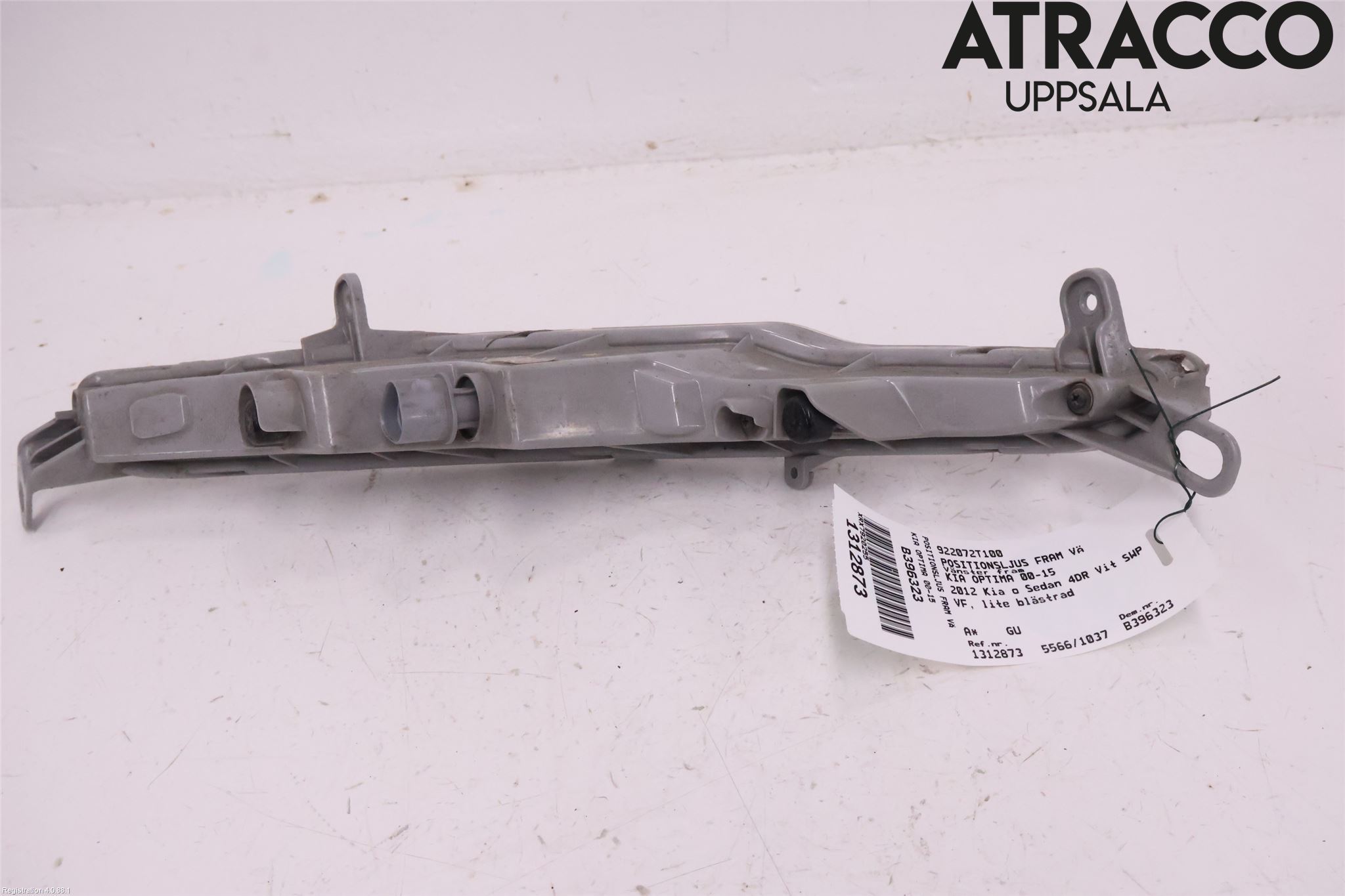 Kia OPTIMA 00-15 Positionsljus Fram Vä