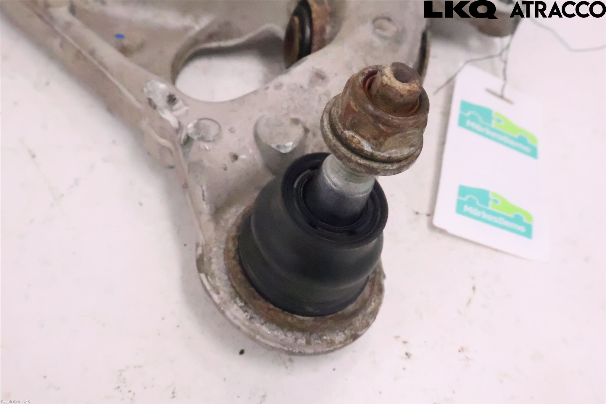 Dodge PICK UP RAM 81- Bärarm Fram Undre Vä