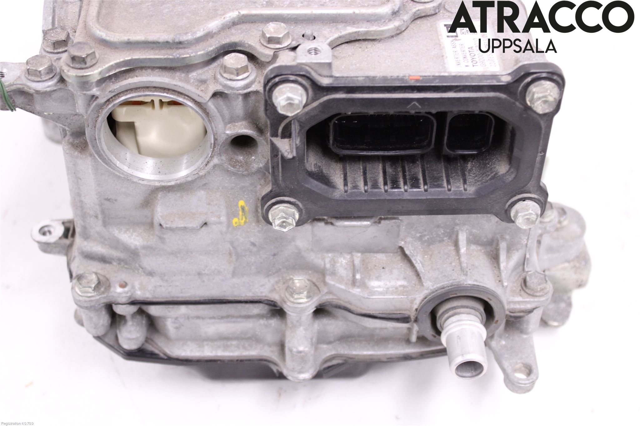Toyota YARIS XP130 12-14 Hybridconverter