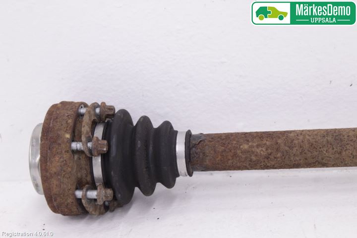 BMW 3 E90/91 SED/TOU 05-12 Drivaxel Bak Vänster