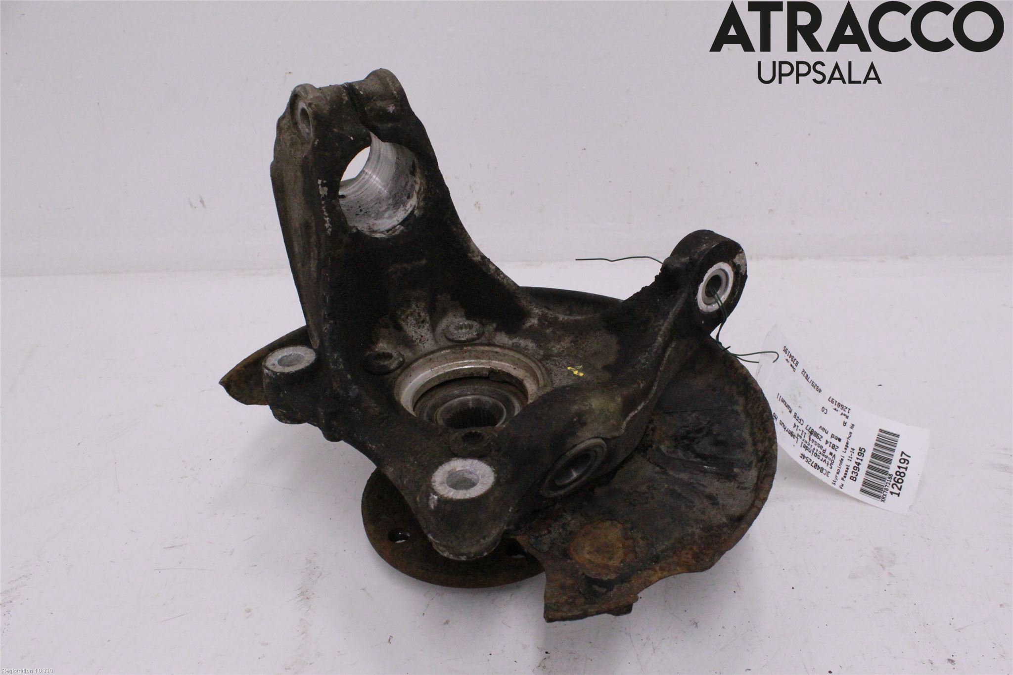 Volkswagen VW PASSAT 11-14 Styrspindel Lagerhus Hö