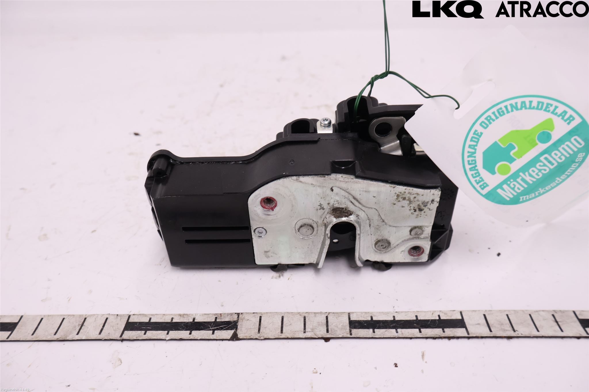 Tesla MODEL S 13- Låskista-Dörrlås