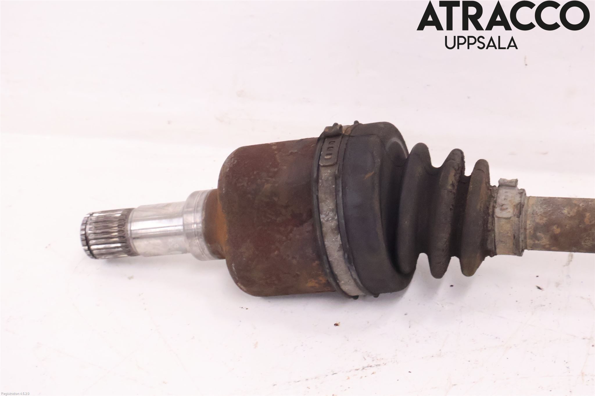 Volvo V50 08-12 Drivaxel Fram Vänster