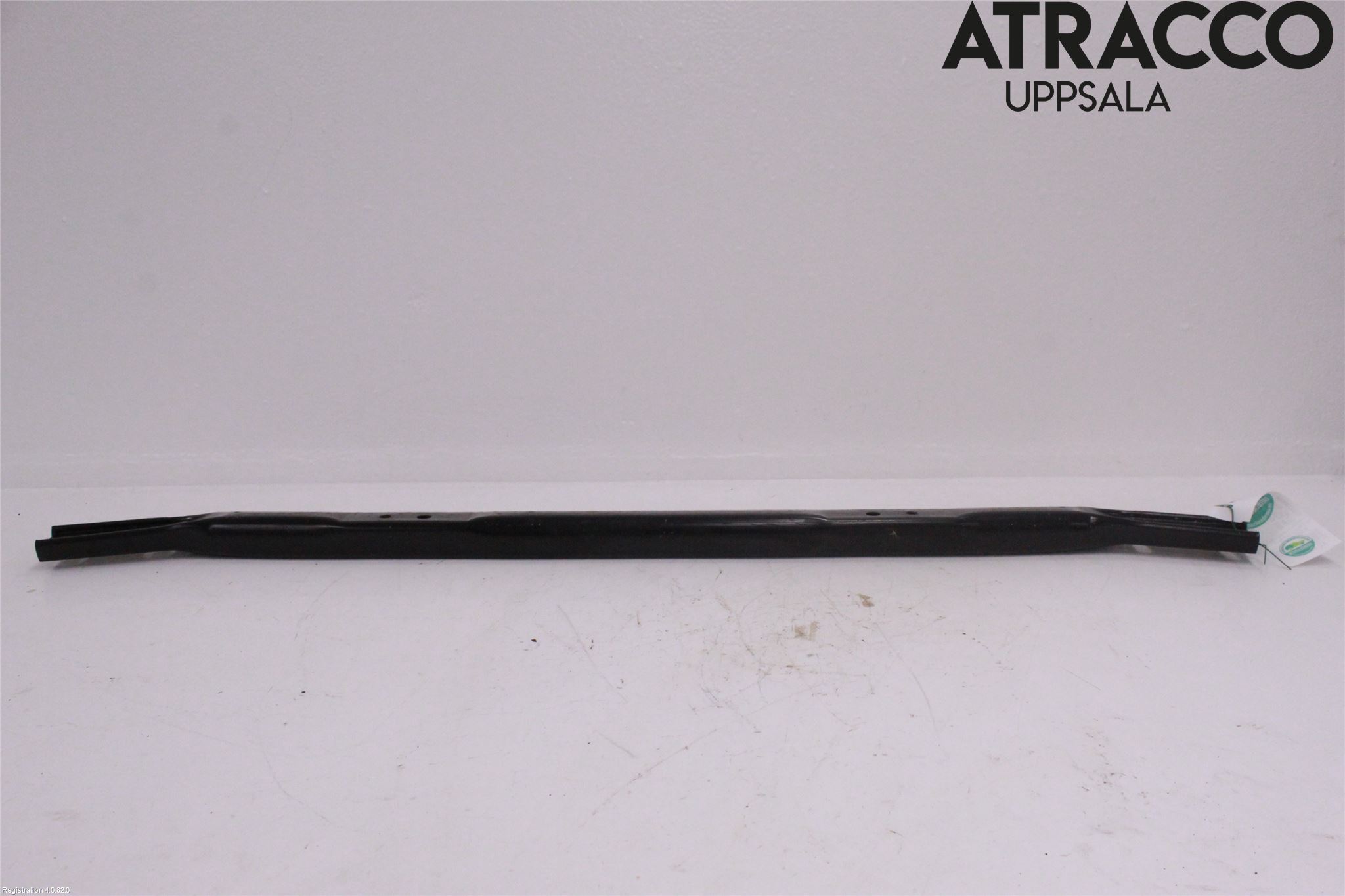 BMW 5 F10/F11/F18 09-17 Front Huvlåsplåt-Balk