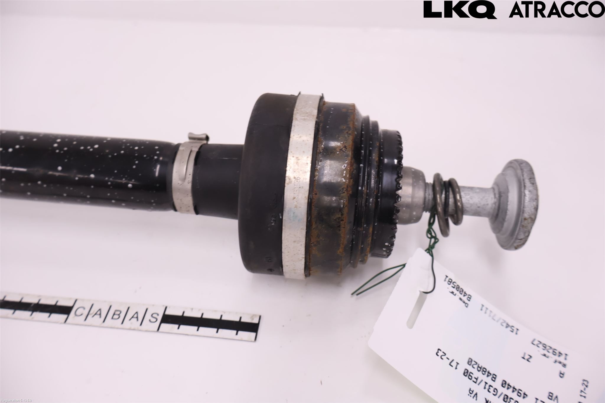 BMW 5 G30/G31/F90 17-23 Drivaxel Bak Vänster