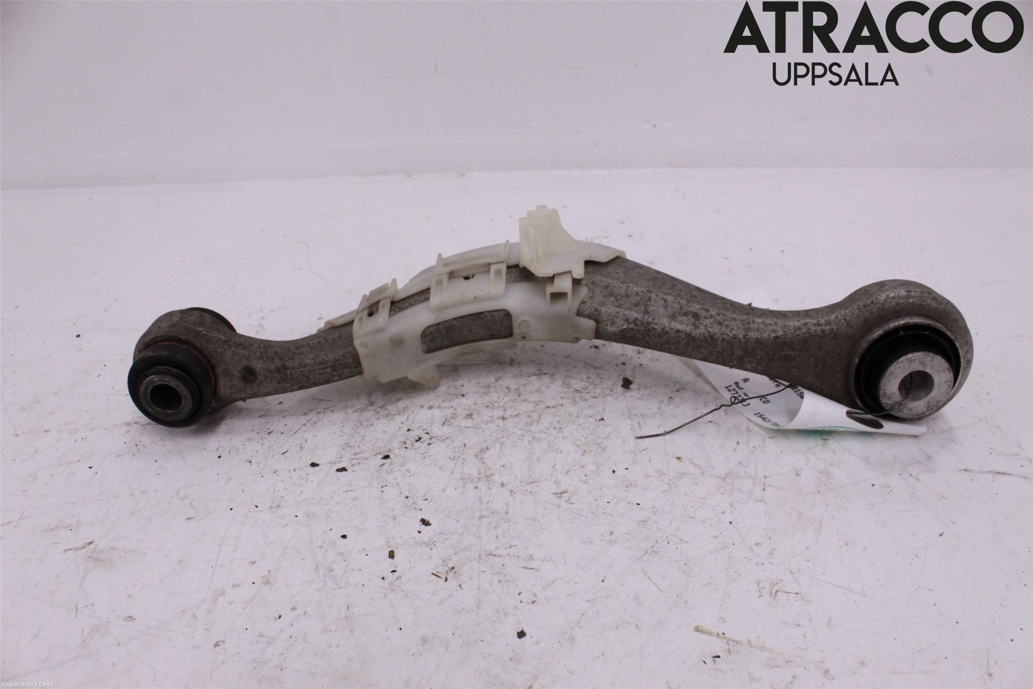 BMW 5 G30/G31/F90 17-23 Bärarm Bak Övre Höger