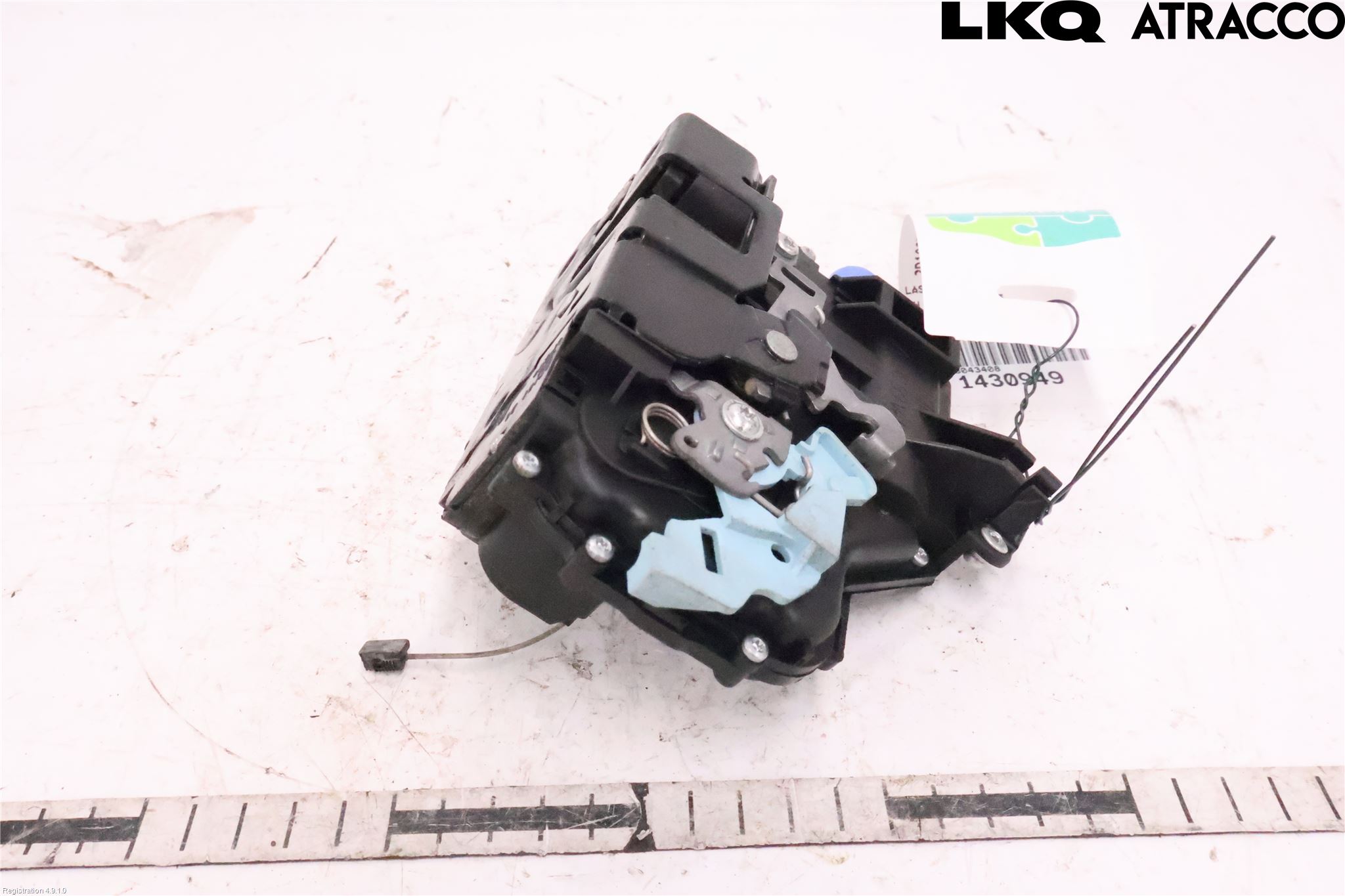 Volkswagen VW TOURAN 10-15 Låskista-Dörrlås