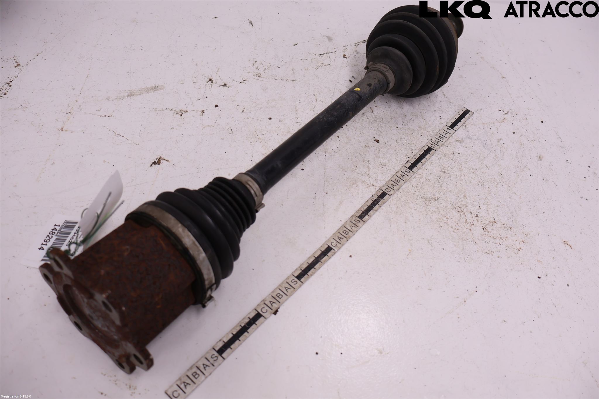Volkswagen VW PASSAT 11-14 Drivaxel Fram Höger