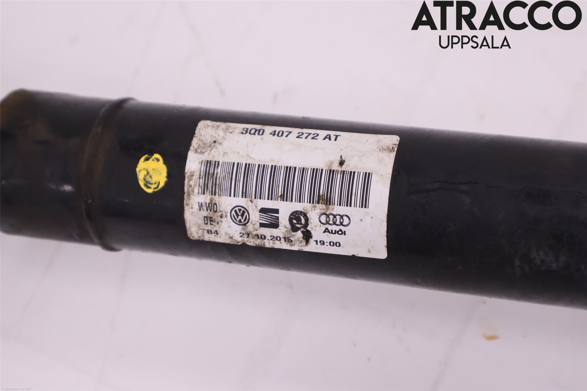 Volkswagen VW PASSAT 15-19 Drivaxel Fram Höger