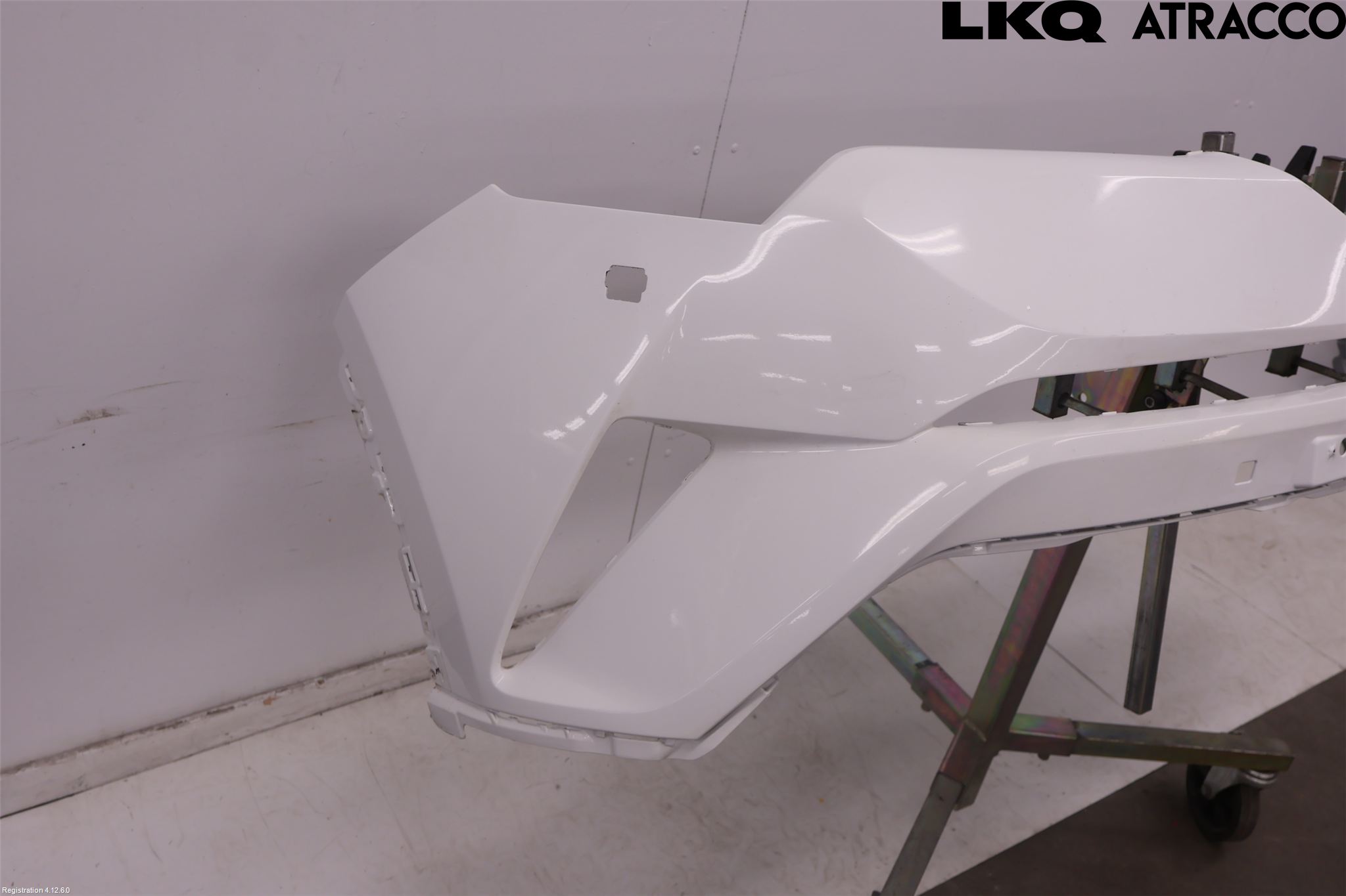 Toyota C-HR 16-23 Stötfångarbeklädnad Fram