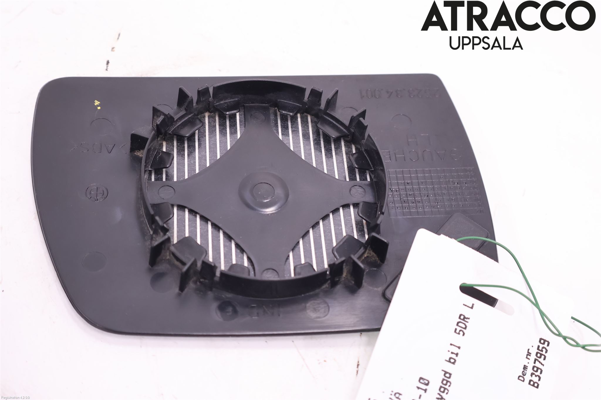 BMW X3 E83     03-10 Spegelglas Vä