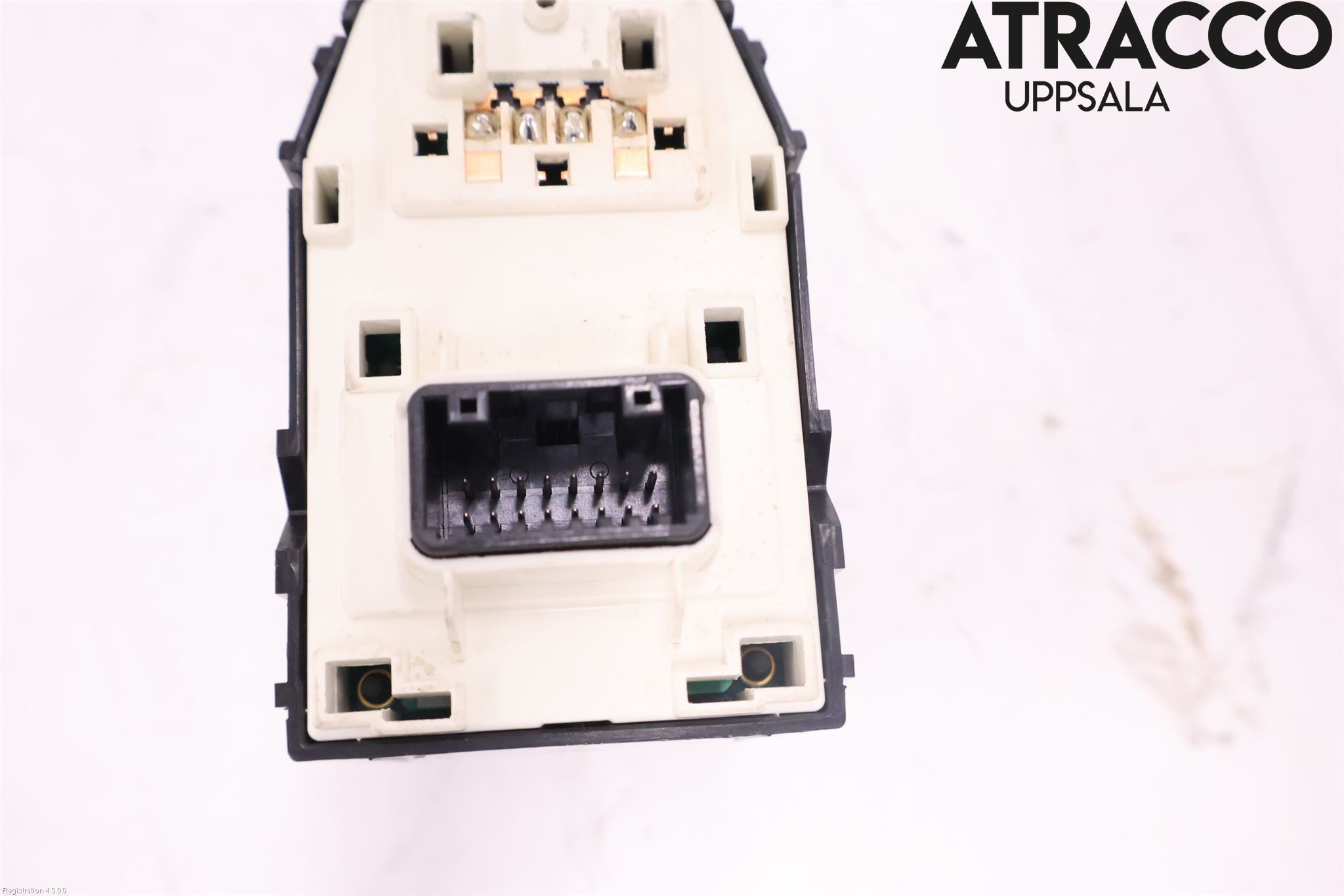 Kia STONIC 18->> Strömställare Spegel