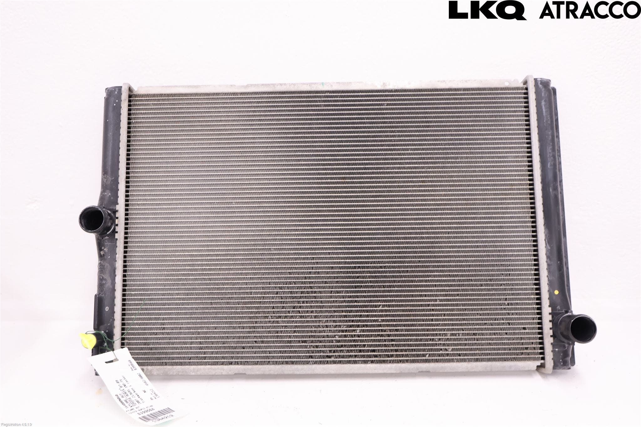 Toyota AURIS 07-09 Kylare Aut