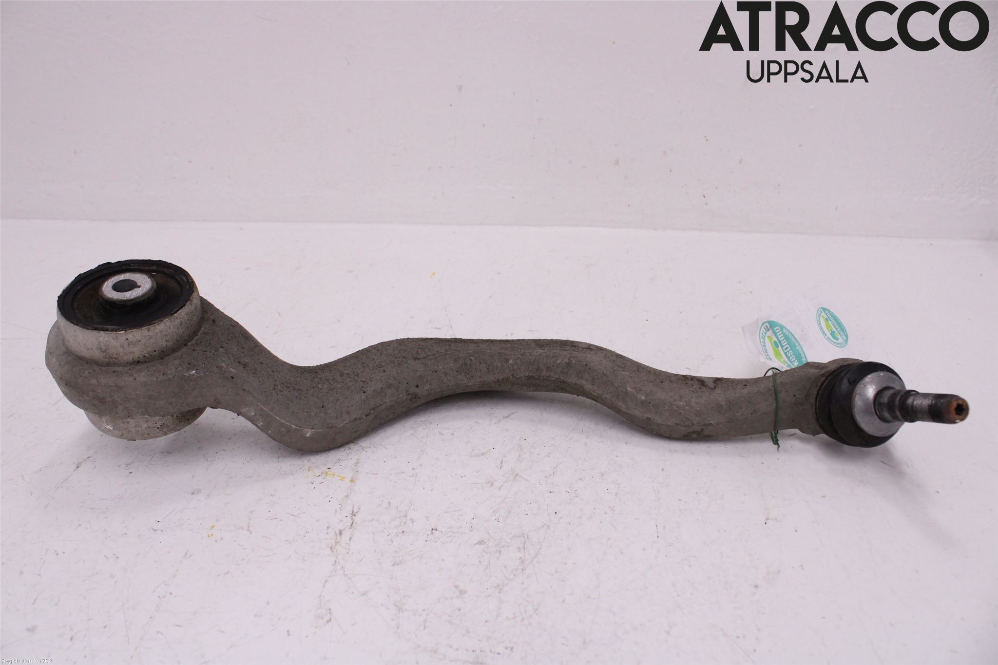 BMW 3 F30/F31/F80 12-19 Bärarm Fram Undre Hö