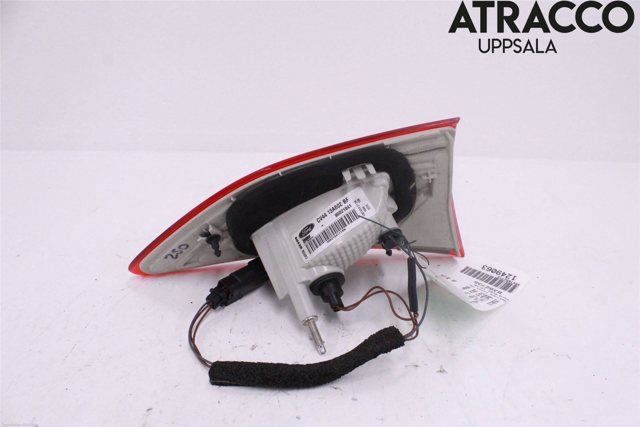 Ford KUGA 13-16 Bakljus Lucka Hö