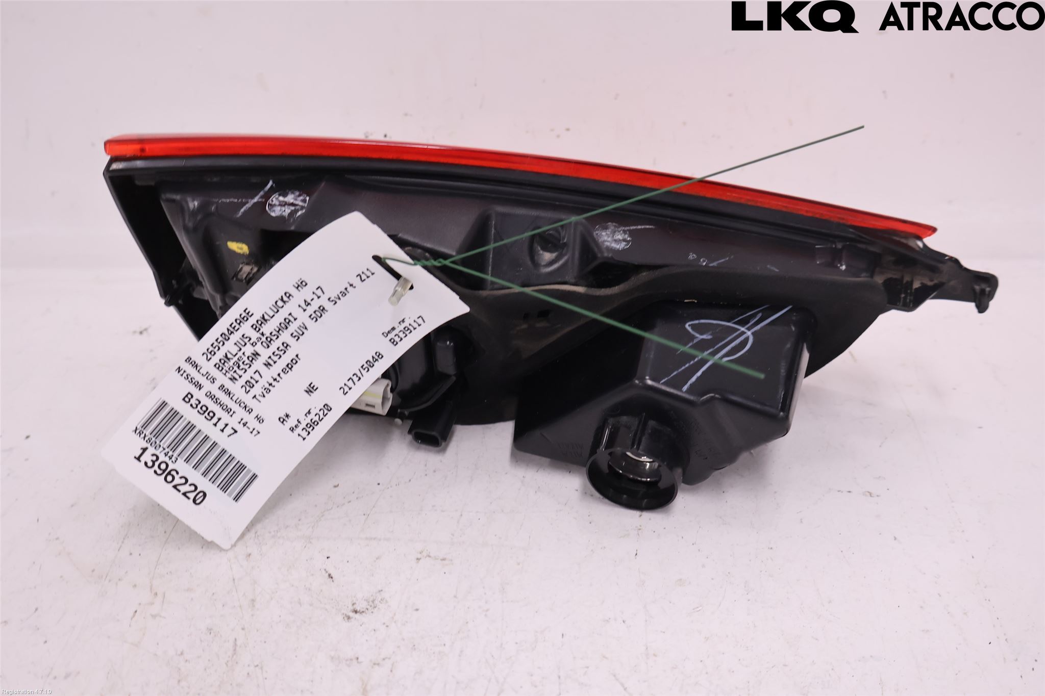 Nissan QASHQAI 14-17 Bakljus Lucka Hö