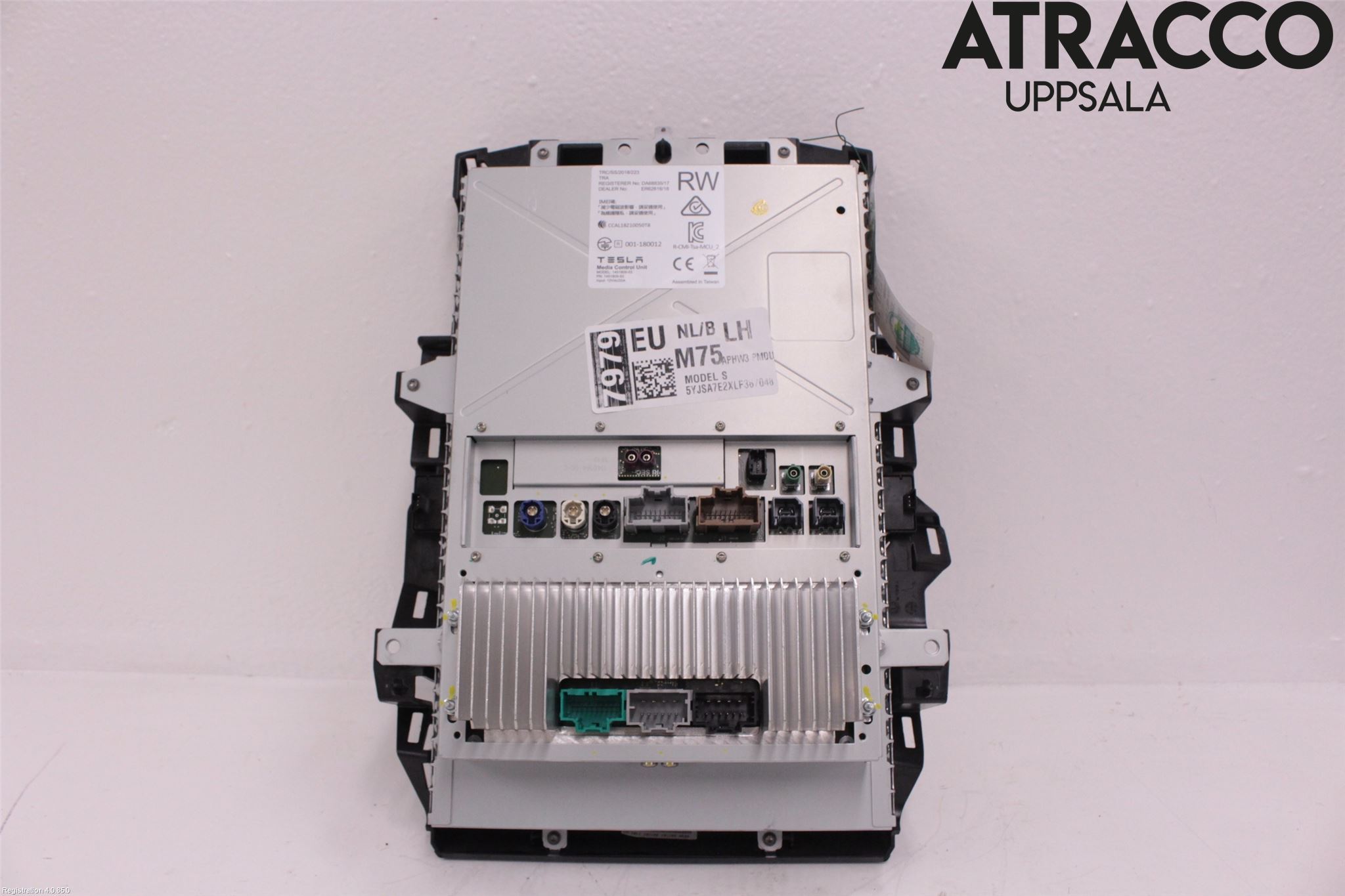 Tesla MODEL S 13- Bildskärm