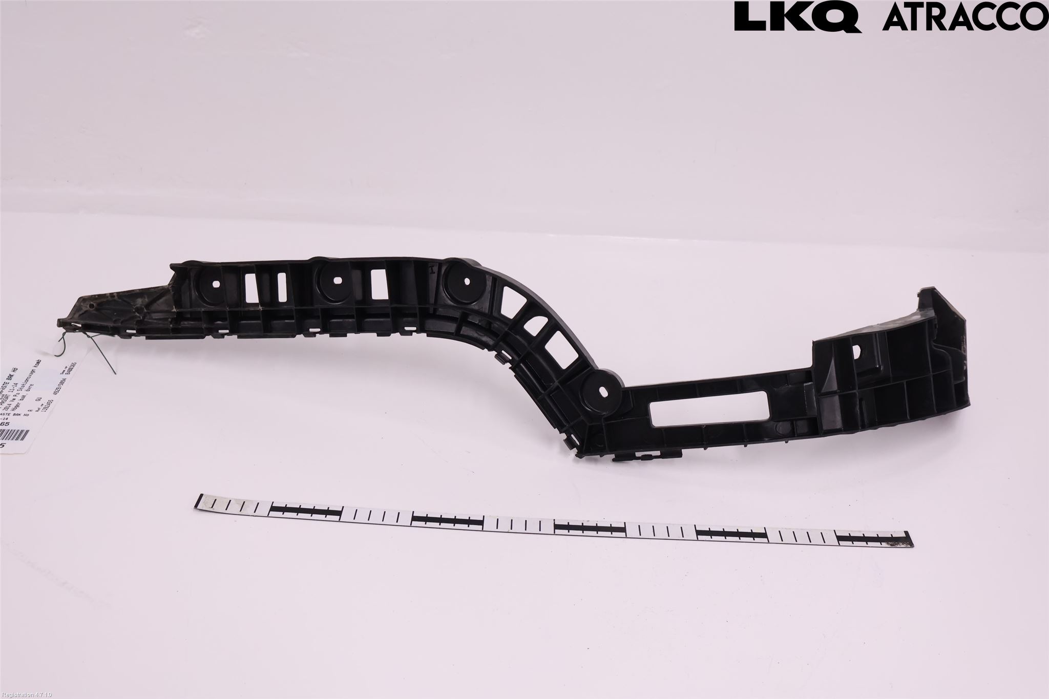 Volkswagen VW PASSAT 11-14 Stötfångarfäste Bak Hö