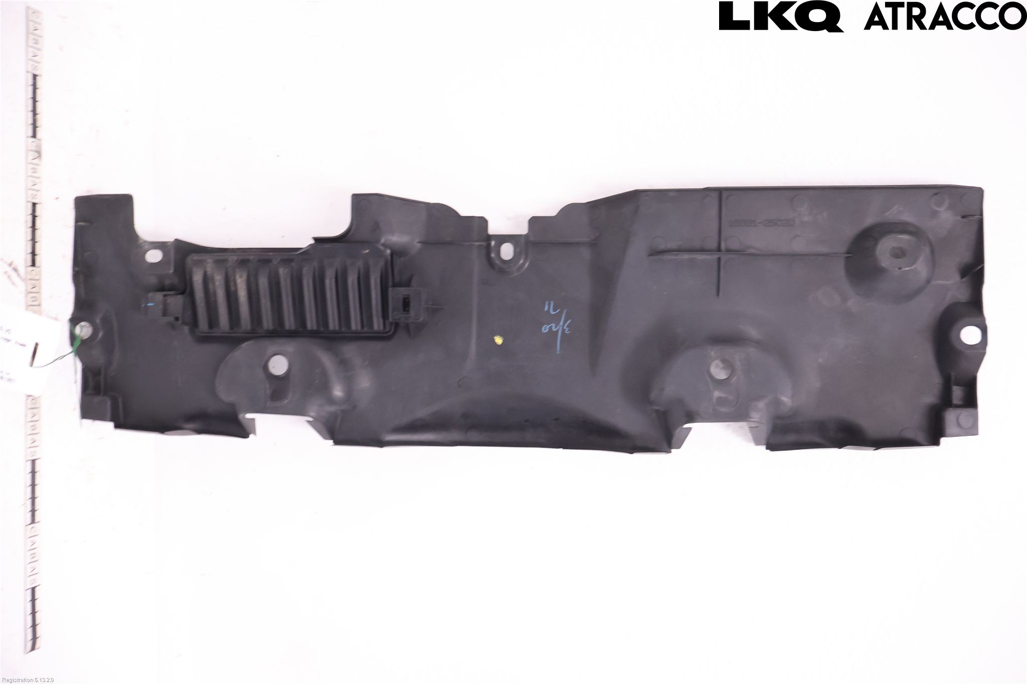 Toyota RAV4 19- Täckplast Front