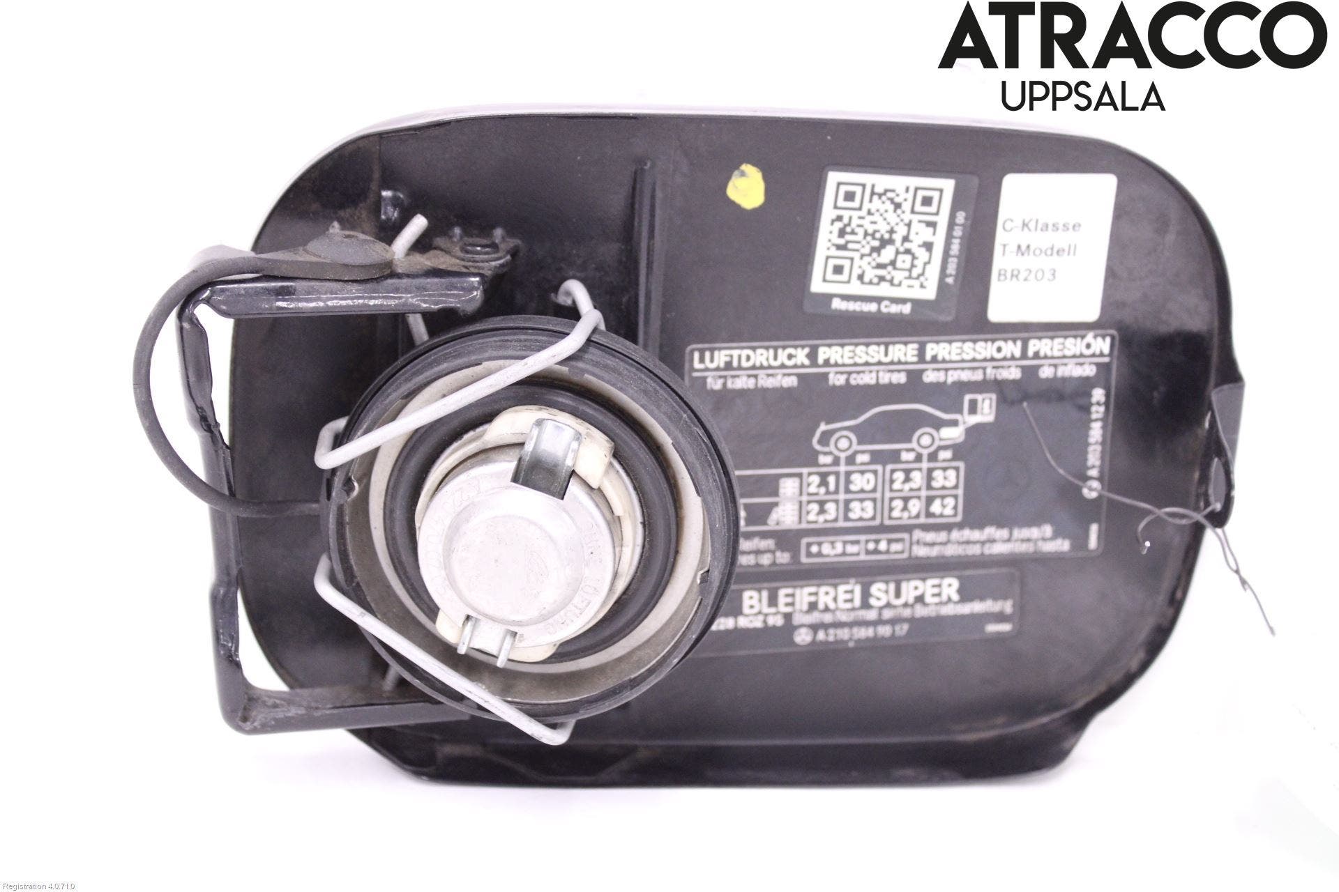 Mercedes-Benz MB C (203) 00-07 Tanklucka