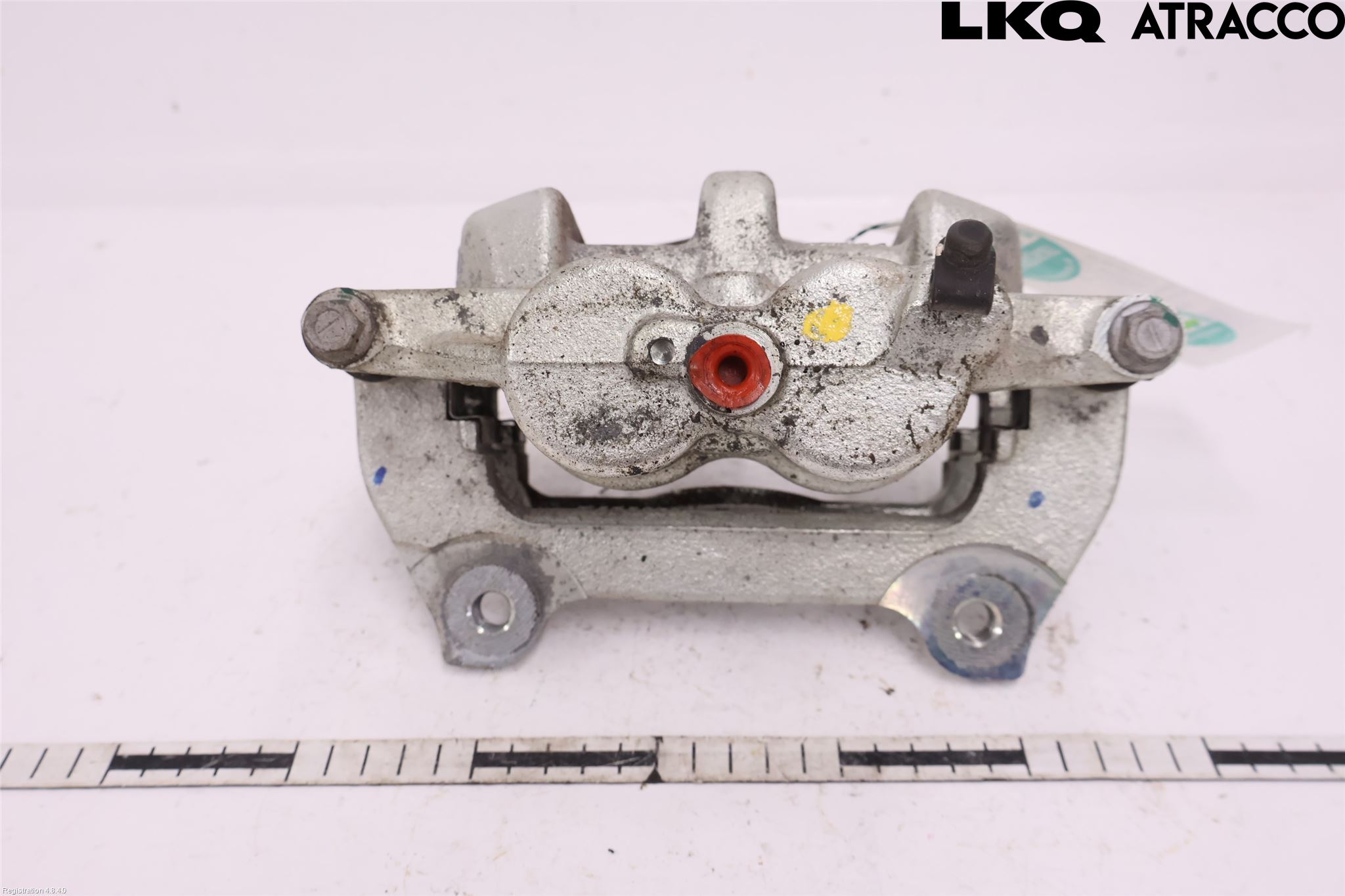 Toyota C-HR 24- Bromsok Fram Höger