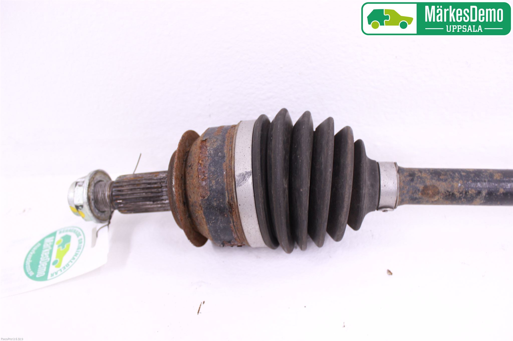 Mazda 3 III 14-19 Drivaxel Fram Höger