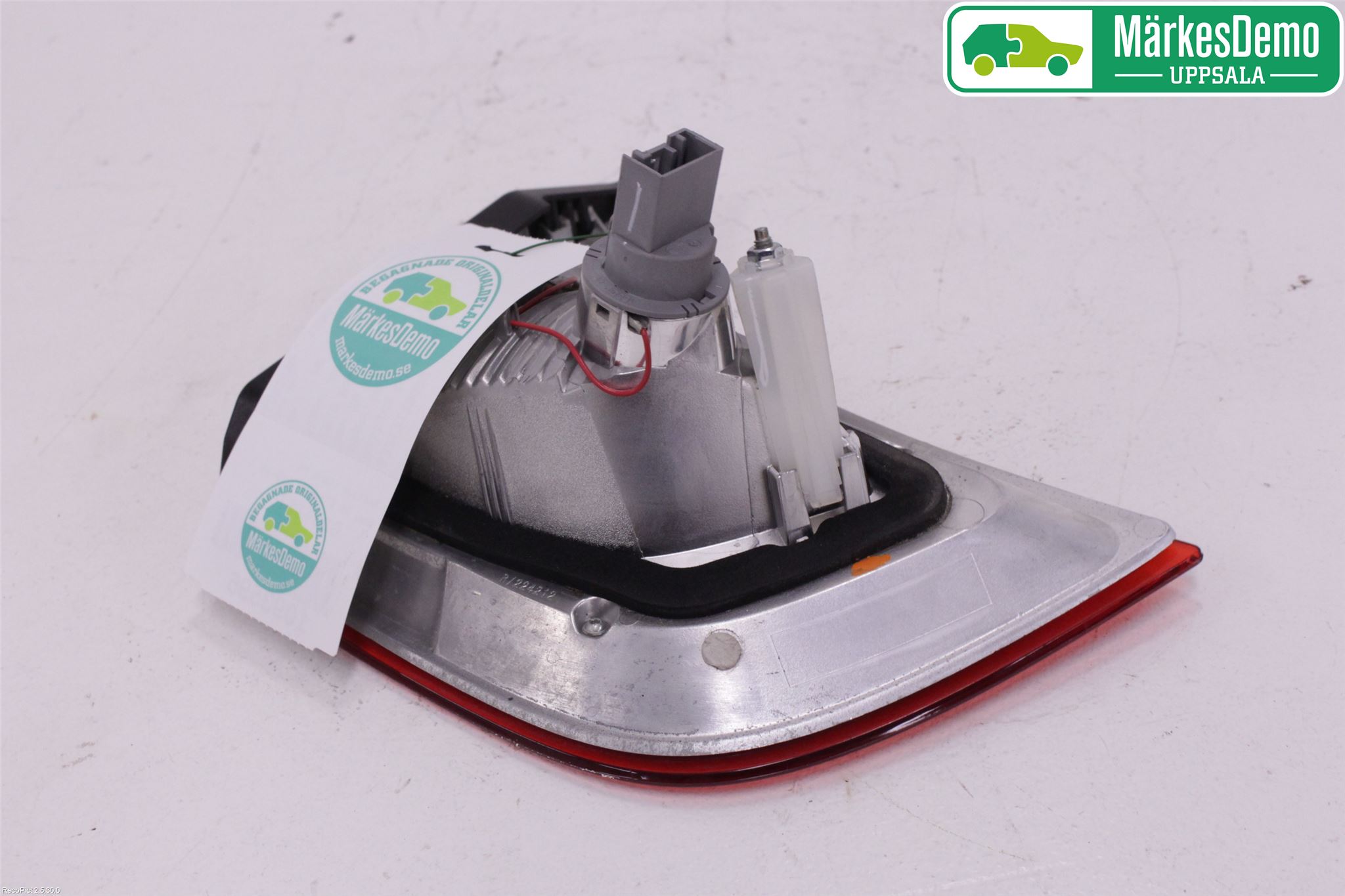 BMW X6 E71/E72   08-14 Bakljus Lucka Hö