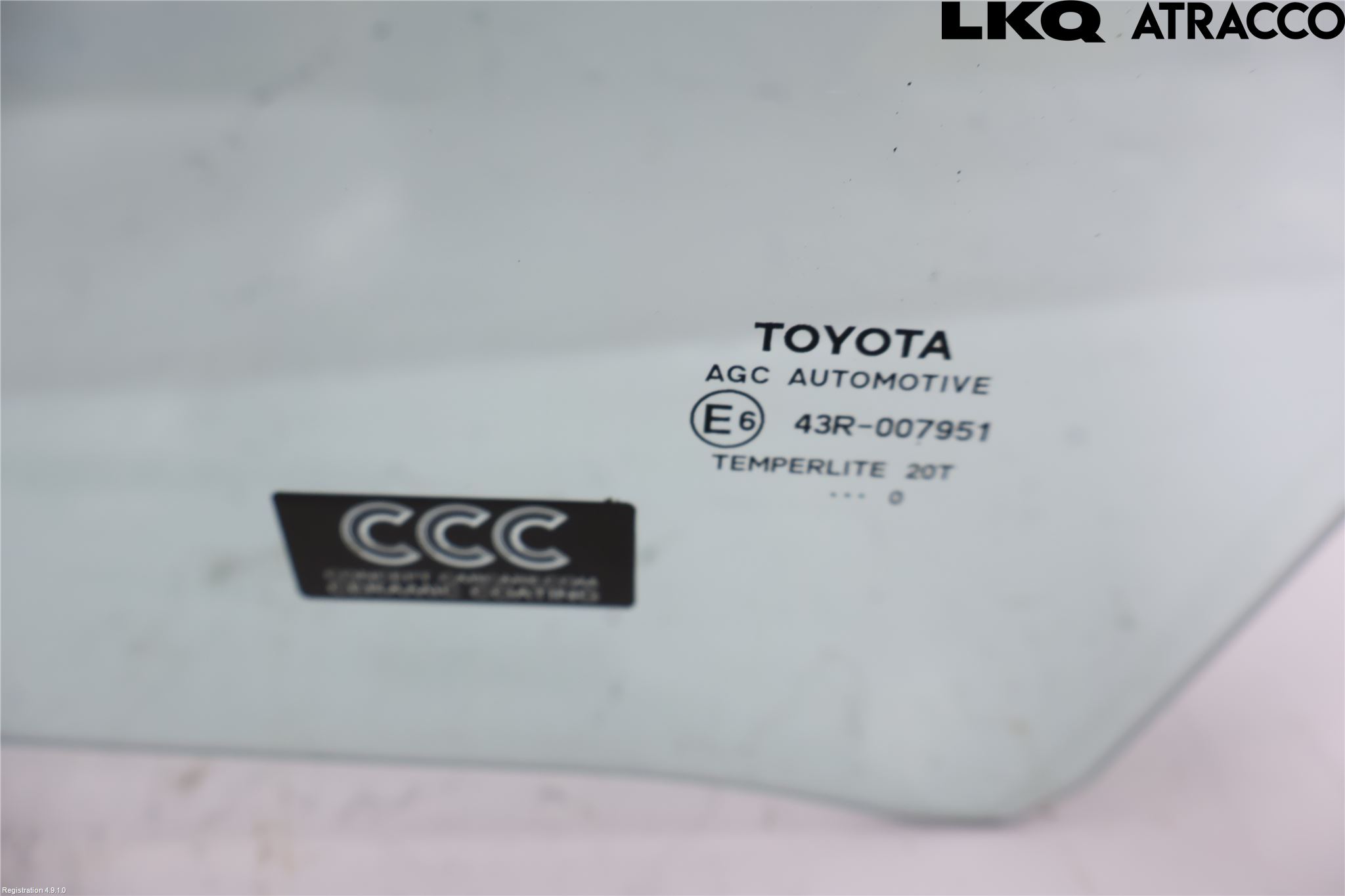 Toyota YARIS XP21 20- Dörruta Fram Vänster