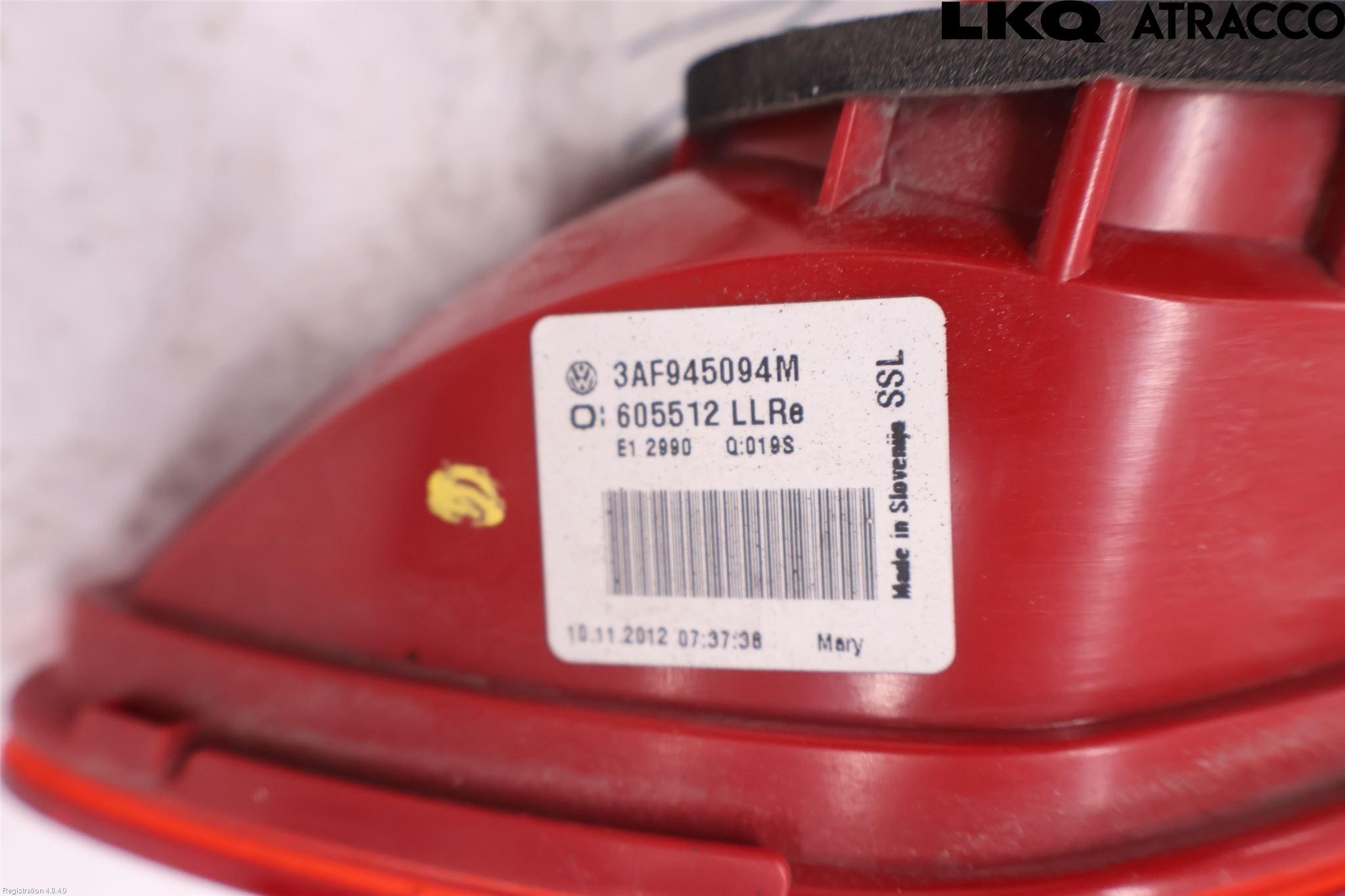 Volkswagen VW PASSAT 11-14 Bakljus Lucka Hö