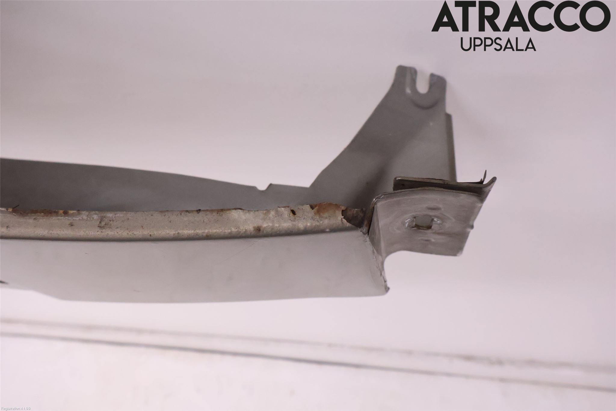 Saab 9-5     06-10 Skärm Fram Höger