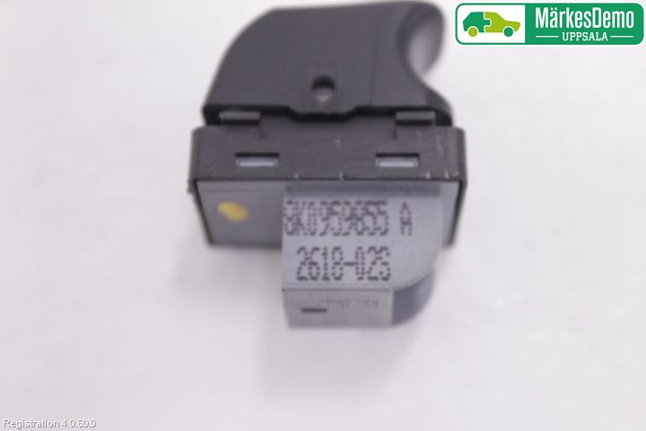 Audi A4/S4 08-11 Strömställare Elhiss