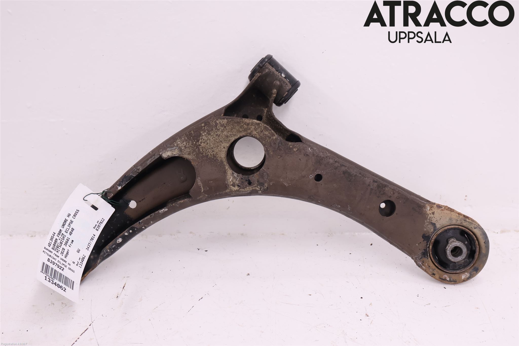 Mitsubishi ECLIPS CROSS Bärarm Fram Undre Hö