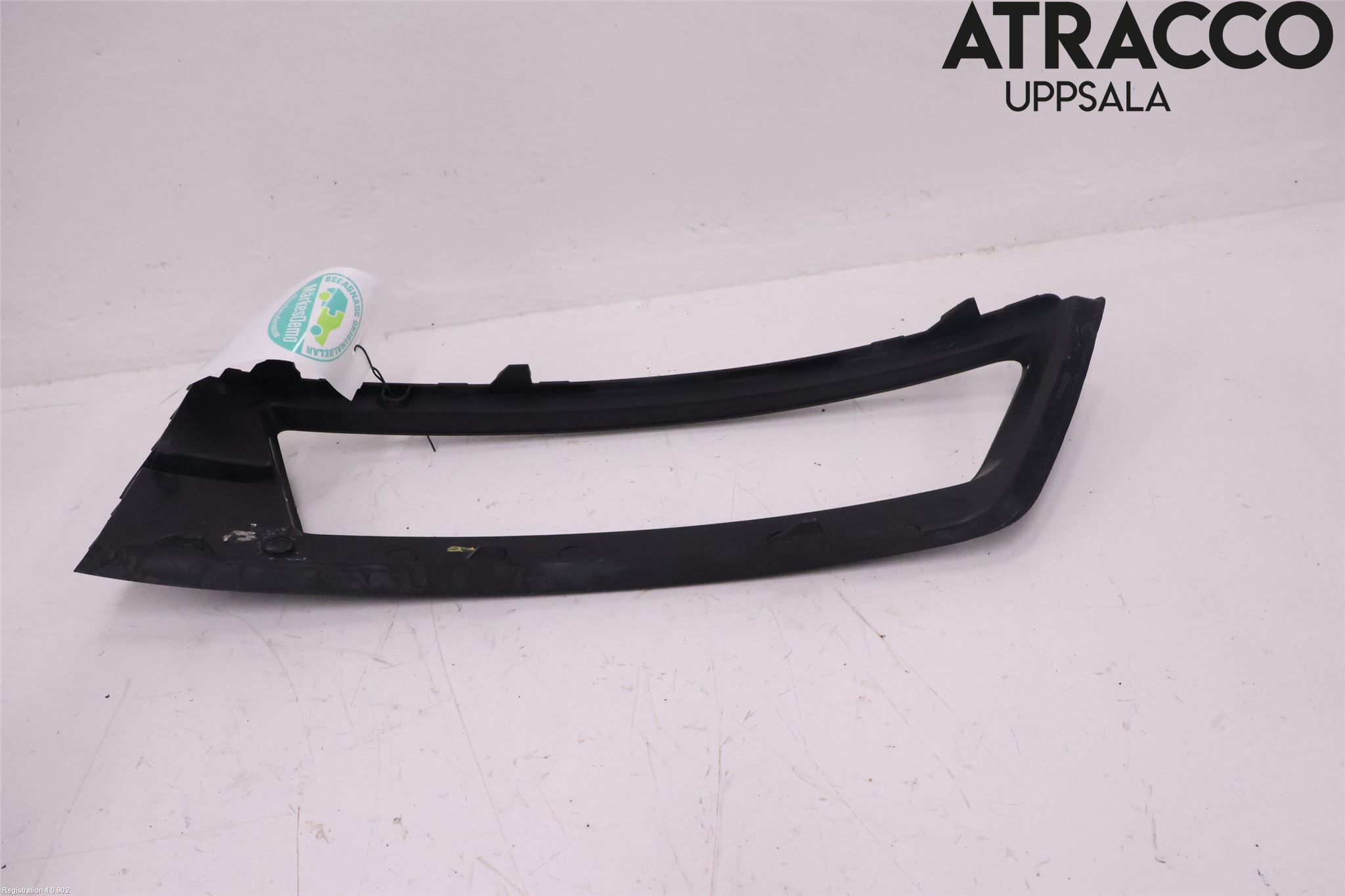 Skoda RAPID Dimljussarg Fram