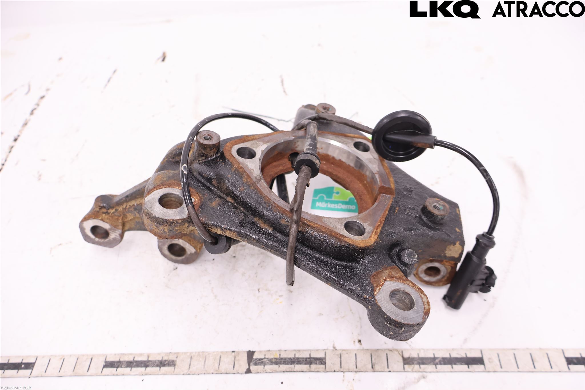 MG ZS EV 20- Styrspindel Lagerhus Vä