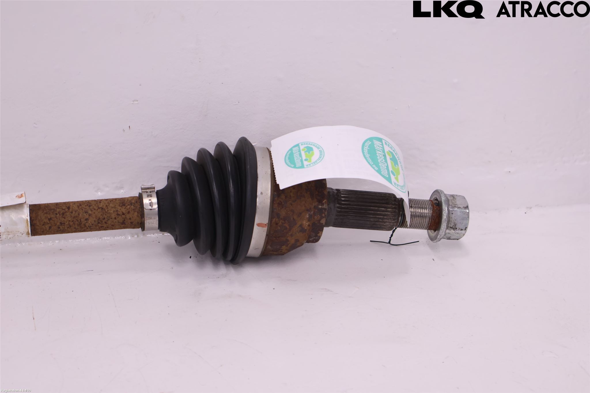 Nissan JUKE 10-14 Drivaxel Fram Vänster