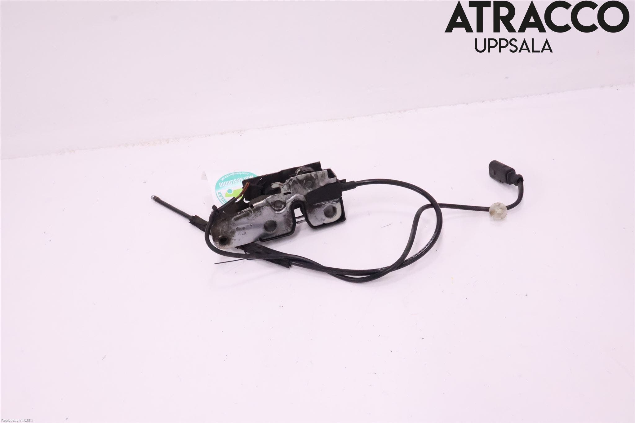 Volkswagen VW PASSAT 05-11 Huvlås