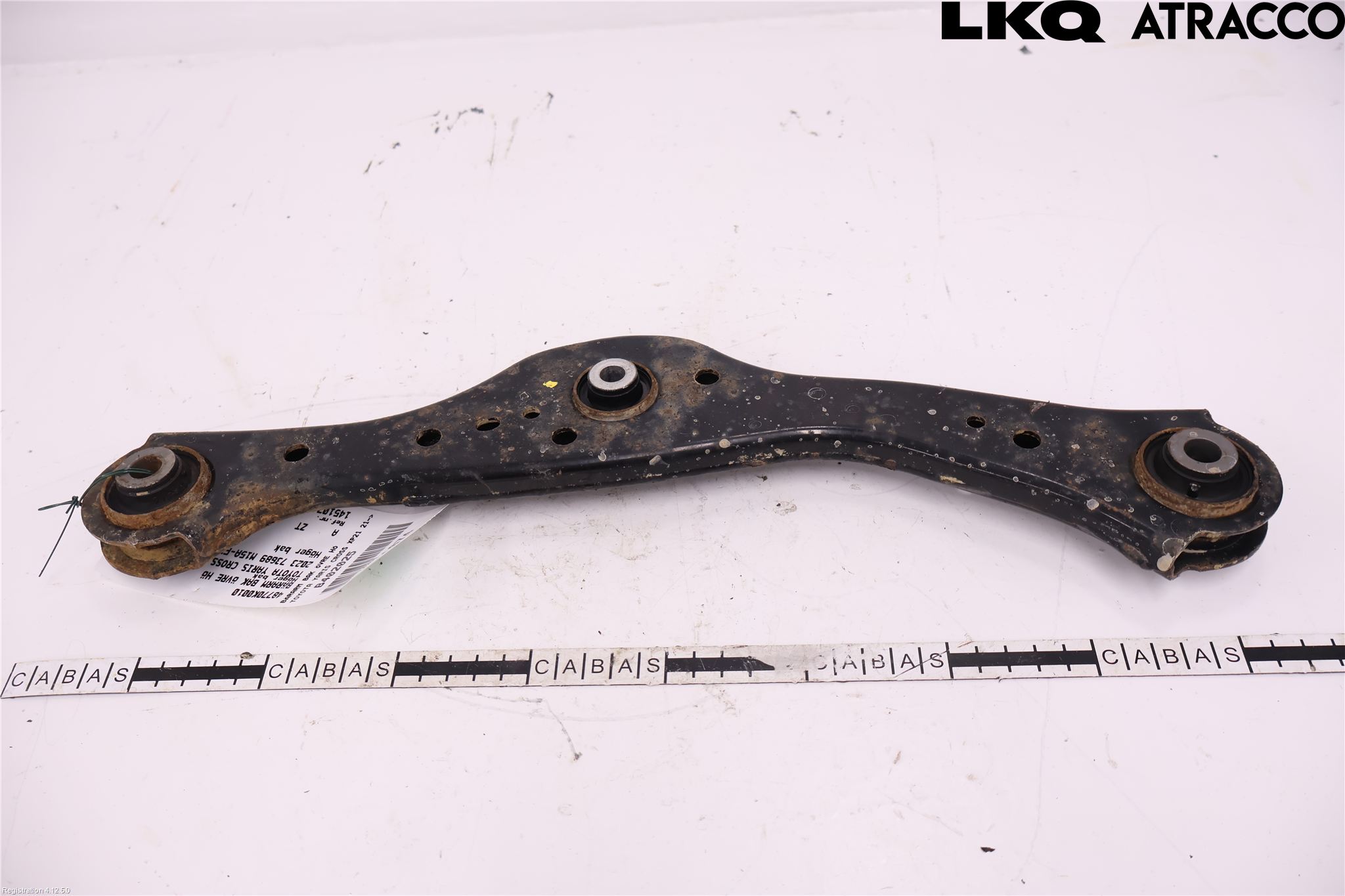 Toyota YARIS CROSS XP21 21- Bärarm Bak Övre Höger