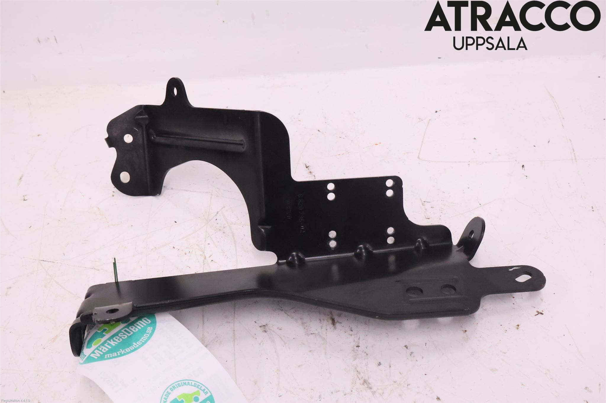 BMW 3 G20/G21/G80/G81 19- Kylarfäste-Ram-Balk