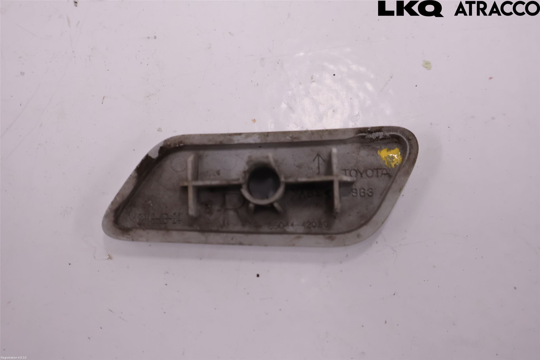 Toyota RAV4 13-18 Spolarmunstycke Strålkastare