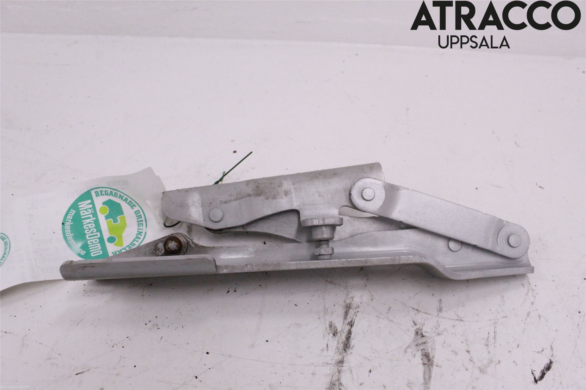 BMW 5 E60/61 Sed/Tou 02-10 Huvgångjärn