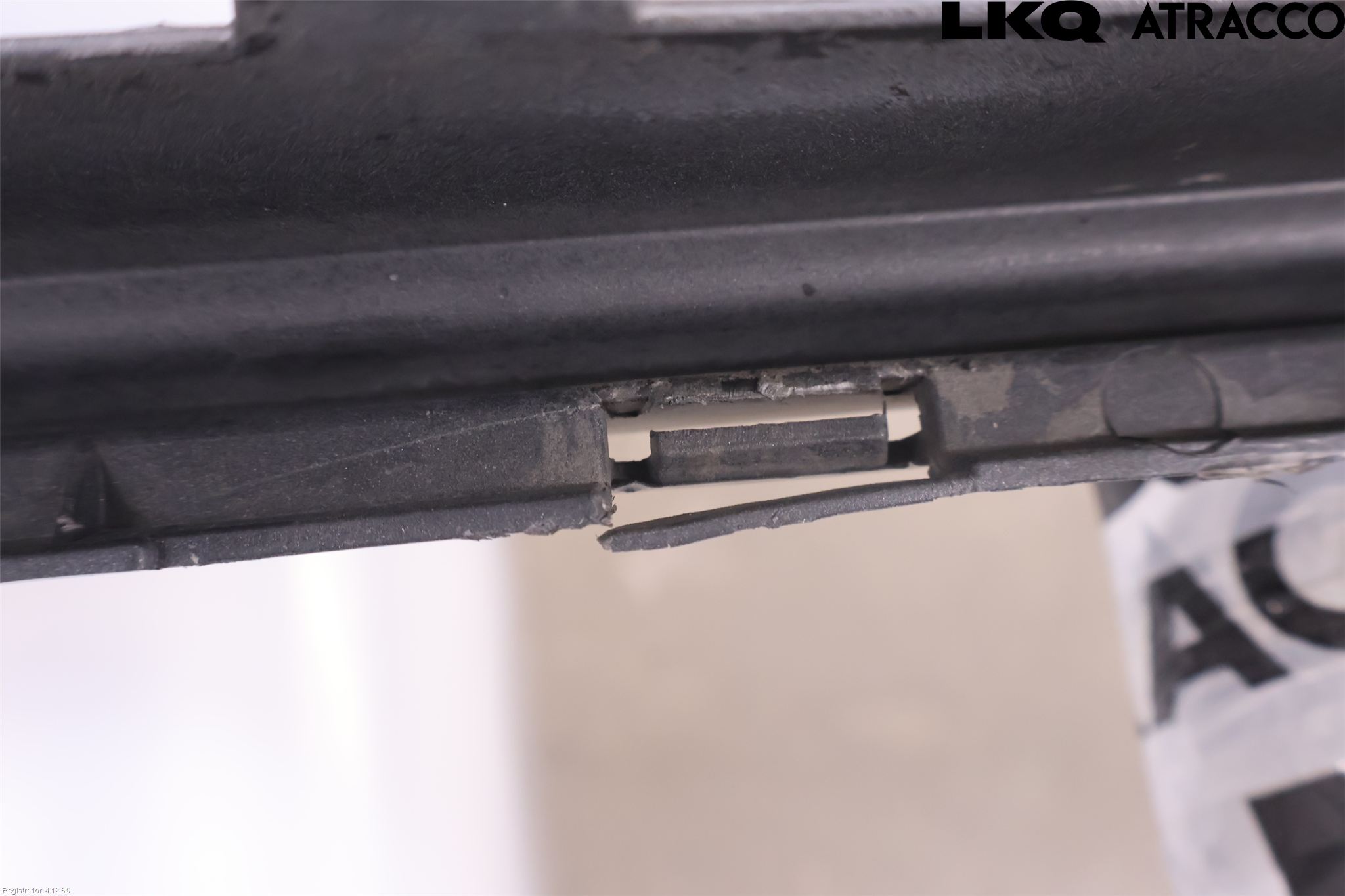 Volvo V50 08-12 Stötfångarbeklädnad Fram