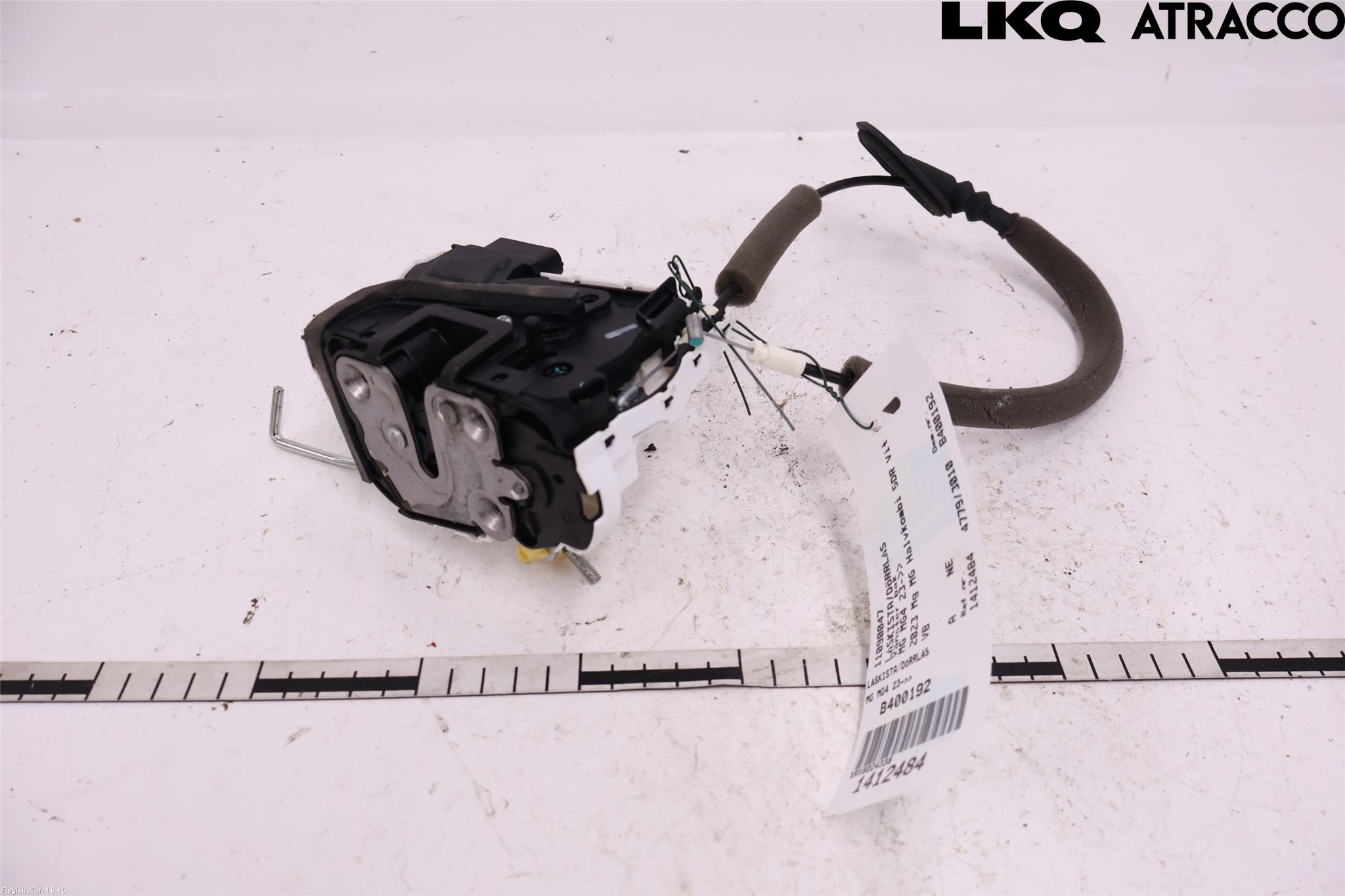 MG 4 23- Låskista-Dörrlås