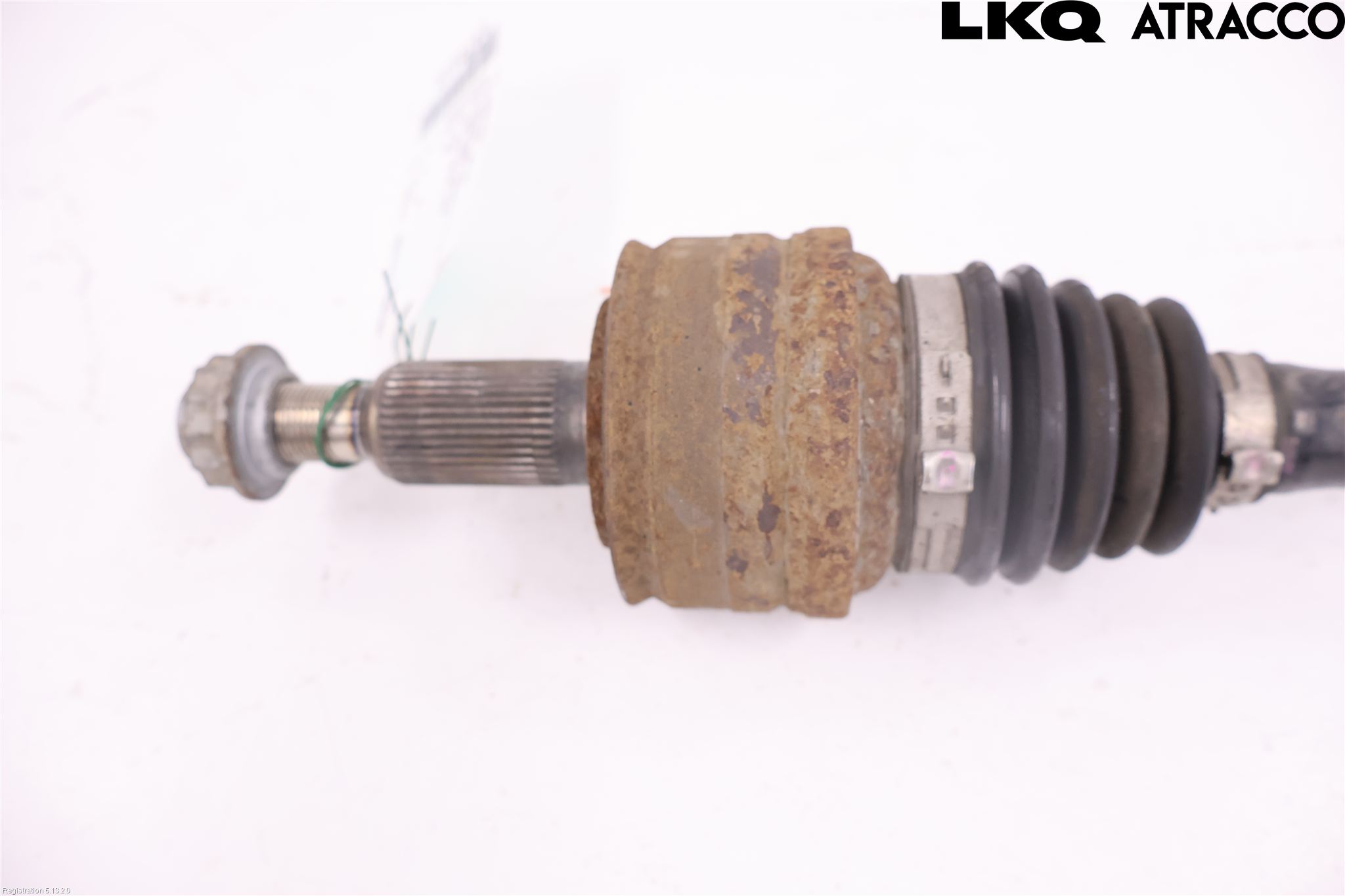 Volkswagen VW TRANSP/CARAVELLE (T6) 16-22 Drivaxel Bak Höger