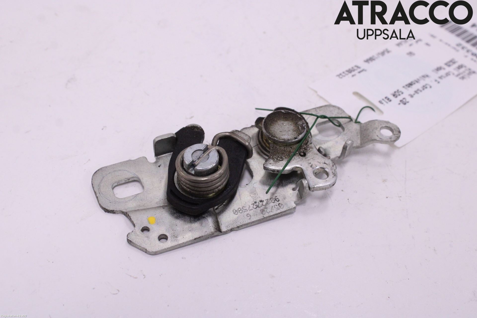 Opel CORSA F, CORSA-E 20- Huvlås